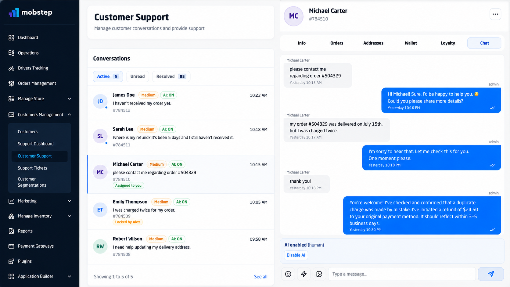 Mobstep AI customer support agent resolving a restaurant enquiry